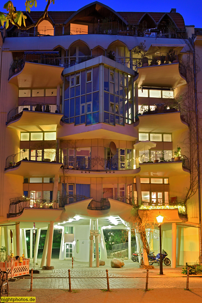Berlin Kreuzberg Mietshaus erbaut 1979-1985 von Architekten Inken und Hinrich Baller