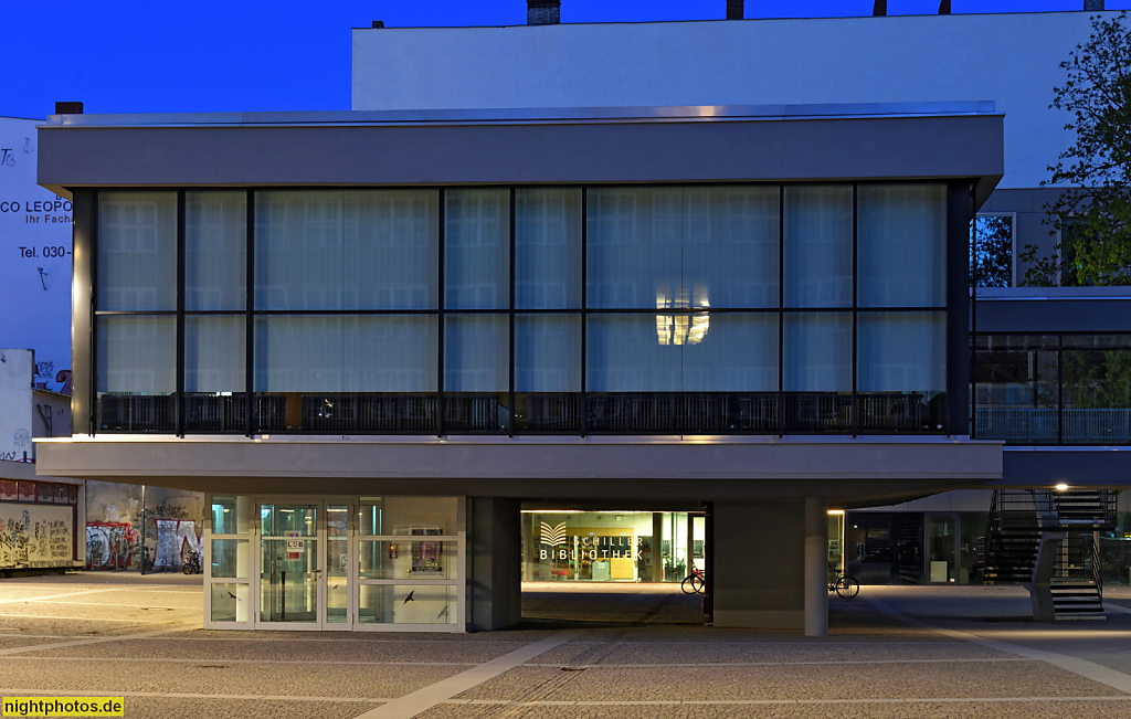 Berlin Wedding Jobcenter erbaut 1964-1966 von Fritz Bornemann als Rathaus Wedding. Saniert 2013-2018 von Rüthnick Architekten. Ehemaliger BVV-Saal