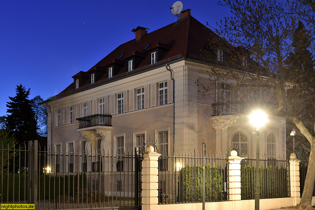 Berlin Westend Generalkonsulat der Türkei. Erbaut als Wohnhaus 1924-1925 von Josef Bachem