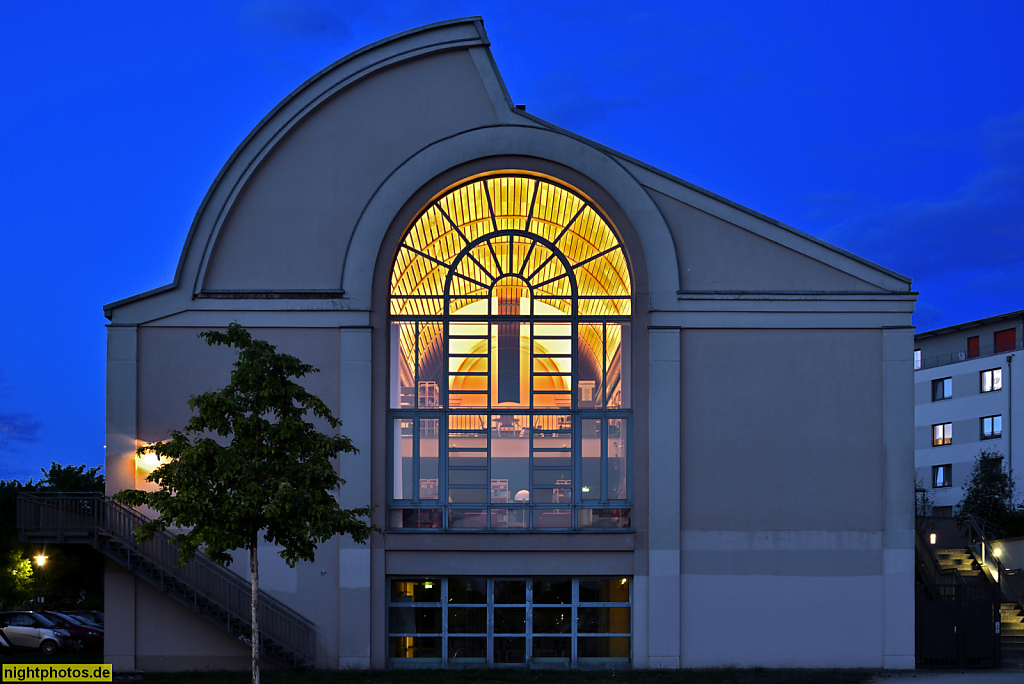 Berlin Tegel Humboldt-Bibliothek erbaut 1986-1989 von den Architekten Charles Willard Moore, John Ruble und Buzz Yudell