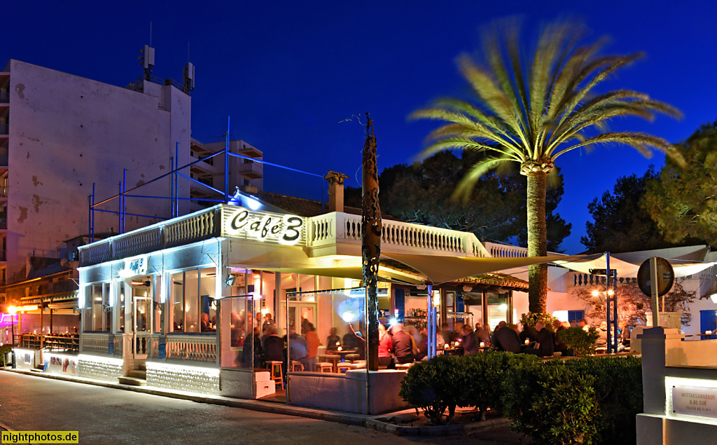 Mallorca Cala Ratjada Hafenpromenade Café 3