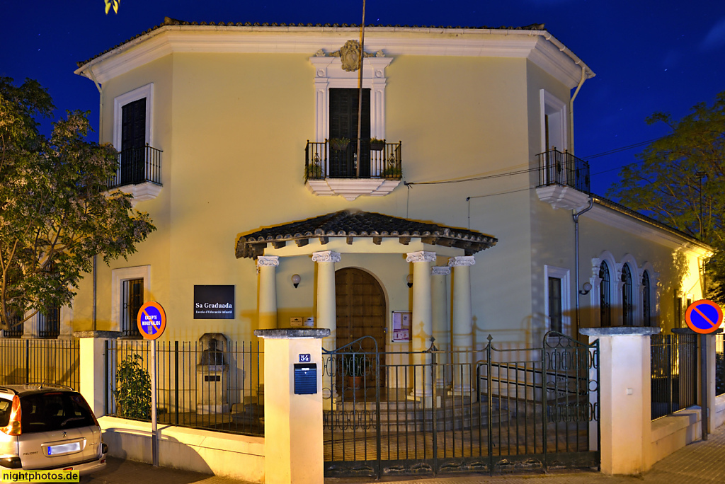 Mallorca Manacor. Sa Graduada Escola d'Educacio Infantil. Passeig d'Antoni Maura 54