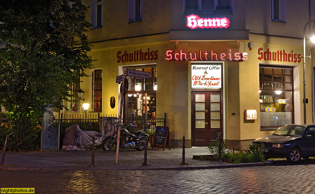 Berlin Kreuzberg Alt-Berliner Wirtshaus Henne Waldemarstrasse Ecke Leuschnerdamm