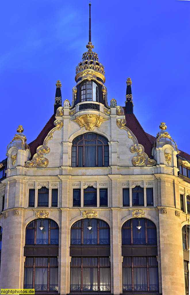 Leipzig Commerzbank am Thomaskirchhof erbaut 1903-1904 von Schmidt und Johlige für Kaufhaus Topas und Konfektionshaus Franz Ebert. Historismus mit Jugendstilelementen