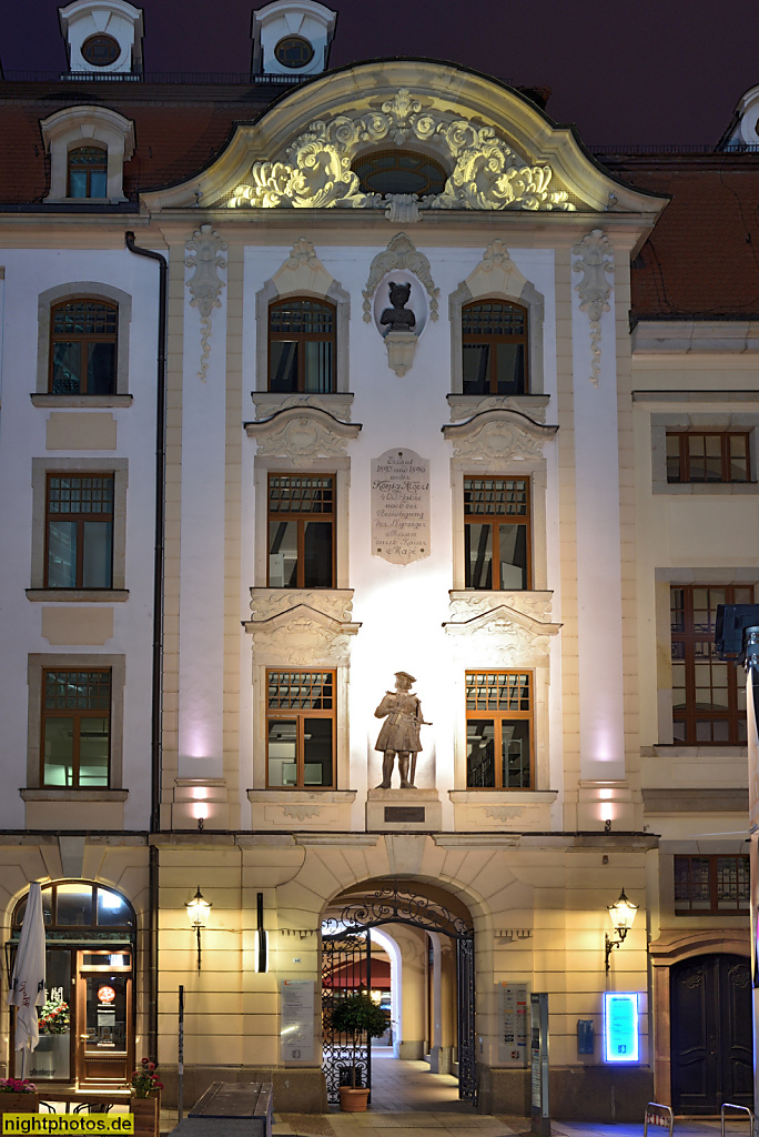 Leipzig Städtisches Kaufhaus ehemaliger Messepalast. Erstbau 1740-1744 von Friedrich Seltendorff. Umbau zum Mustermessehaus 1893-1901. Neobarock