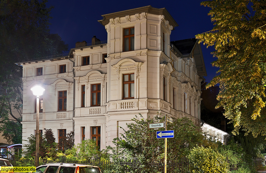 Berlin Pankow Wohnhaus mit Gaststätte und Saalbau erbaut 1880 in der Kreuzstrasse 3-4. Tanzschule am Bürgerpark