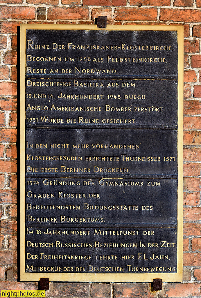 Berlin Mitte Ruine der Franziskaner-Klosterkirche erbaut ab 1250 im frühgotischen Stil als Bettelordenskirche für das Graue Kloster der Franziskaner