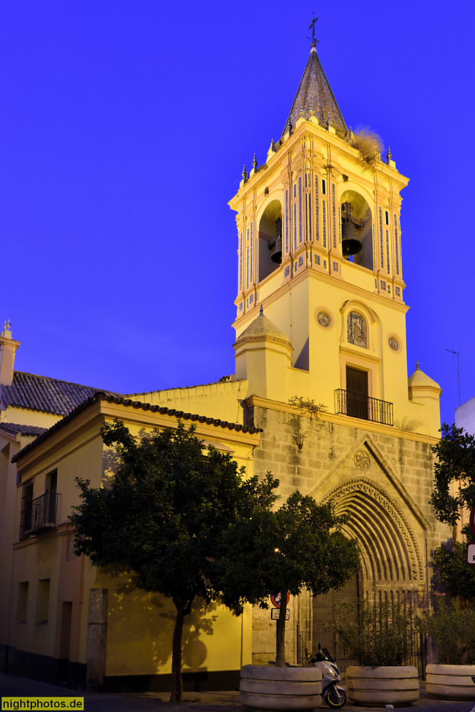 Sevilla Iglesia de San Isidoro erbaut Mitte des 14 Jhdt im gotischen Mudejaren Stil. Südseite mit Hauptportal