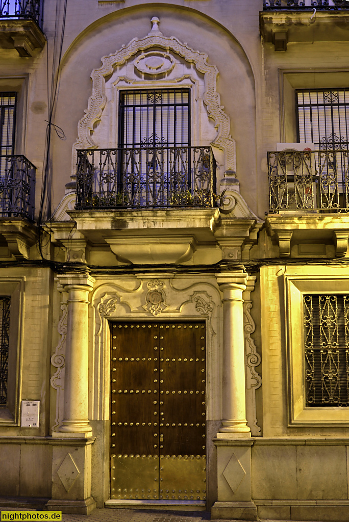 Sevilla Hausportal in der Calle Agote Molina 7
