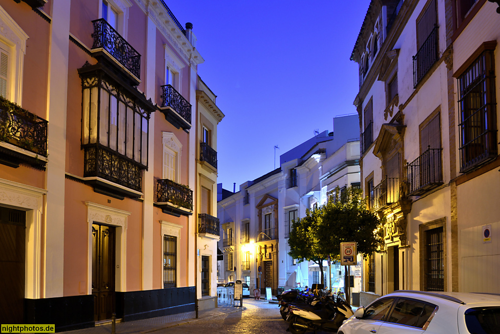 Sevilla Calle Argote de Molina