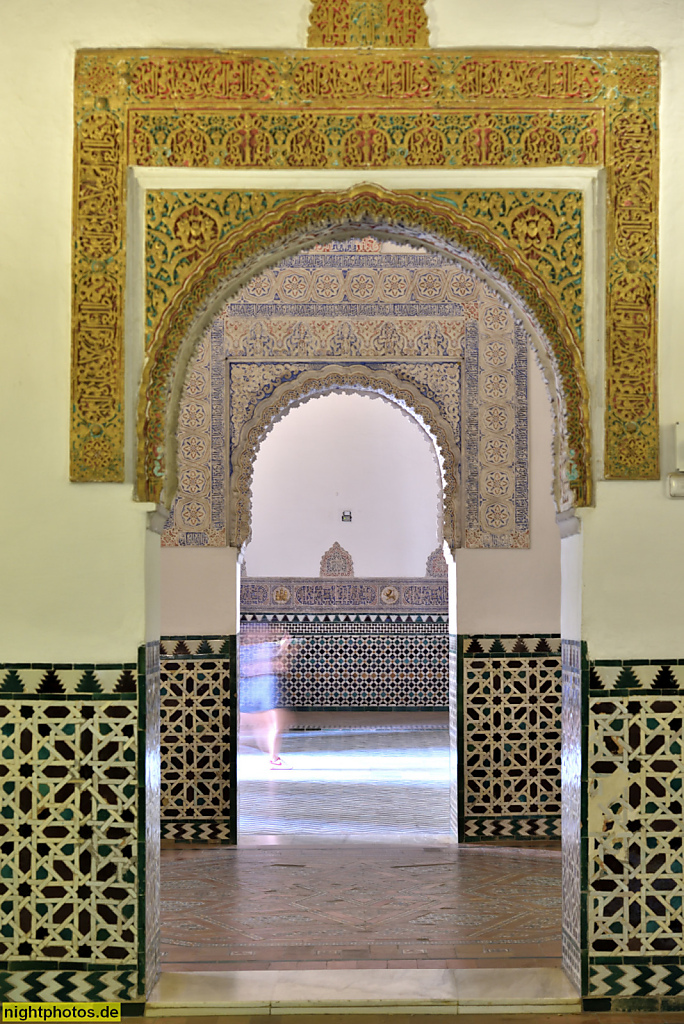 Real Alcázar de Sevilla. Königspalast. Erbaut ab 1364 für Pedro I. in Mudéjar Stil. Palacio del Rey Don Pedro i. Blick zum Sala de los Infantes