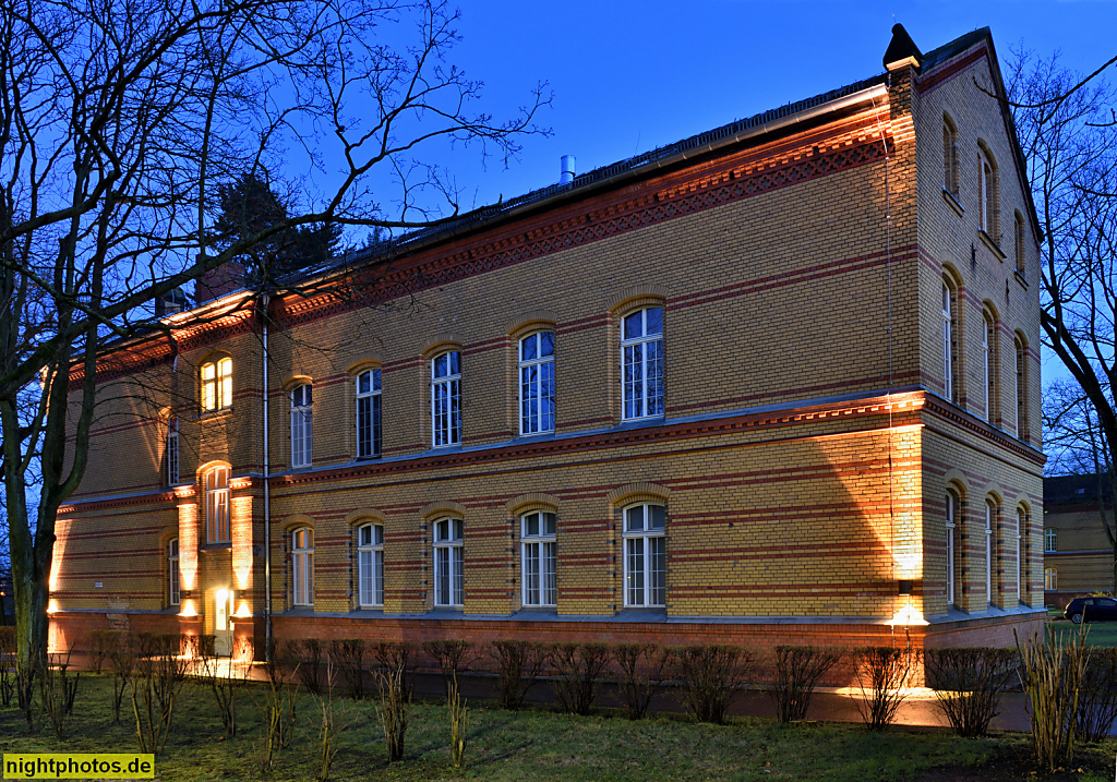 Berlin Biesdorf Unfallkrankenhaus Berlin Haus 7 Kaufm Direktion. Erbaut 1893-1897 von Hermann Blankenstein als Anstalt für Epileptische