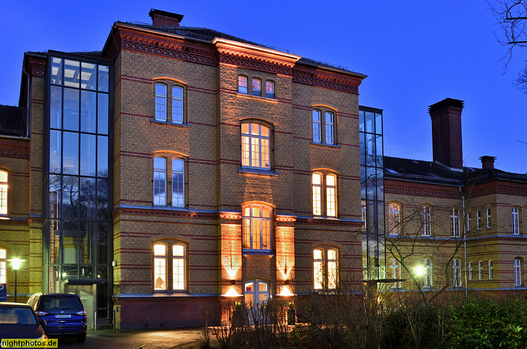 Berlin Biesdorf Heiligenfeld Klinik eröffnet 2017 auf UKB-Gelände in Haus 19. Erbaut 1893-1897 von Hermann Blankenstein als Anstalt für Epileptische