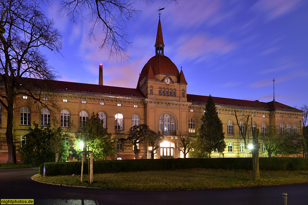 Berlin Biesdorf Internationale Lomonossow-Schule seit 2017 auf UKB-Gelände Haus 17. Erbaut 1893-1897 von Hermann Blankenstein als Anstalt für Epileptische