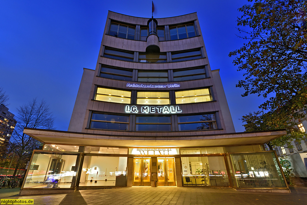 Berlin Kreuzberg Haus des Deutschen Metallarbeiterverbandes. IG Metall. Erbaut 1929-1930 von Erich Mendelsohn und Rudolf W Reichel in der Alten Jakobstrasse. Saniert 1995