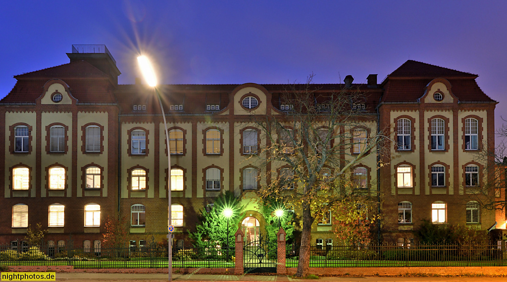 Berlin Dahlem Julius-Kühn-Institut Bundesforschungsinstitut für Kulturpflanzen erbaut 1902-1904 als Laboratorium der Kaiserlich Biologischen Anstalt für Land- und Forstwirtschaft von Johann Hückels