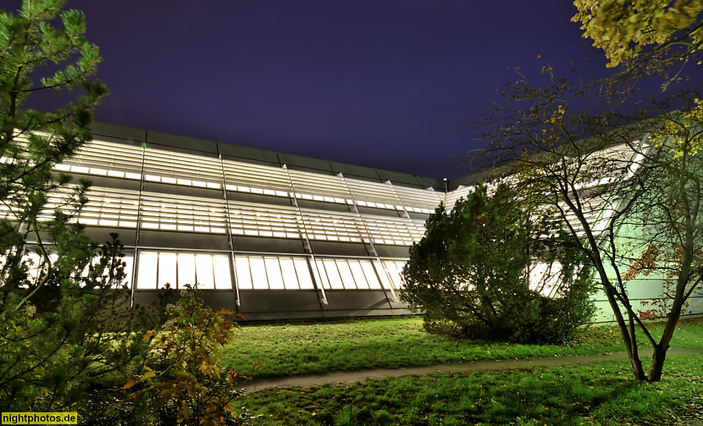 Berlin Dahlem Fachbereich Physik der Freien Universität am Hechtgraben