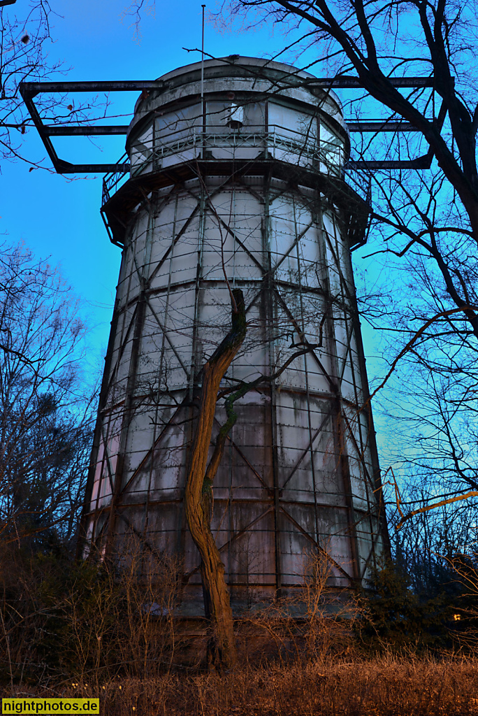 Potsdam Wissenschaftspark Albert Einstein. Helmholtz-Zentrum. Deutsches Geoforschungszentrum. Helmert-Turm erbaut 1892-1893 für geodätische und astronomische Winkelmessungen. Haus A7