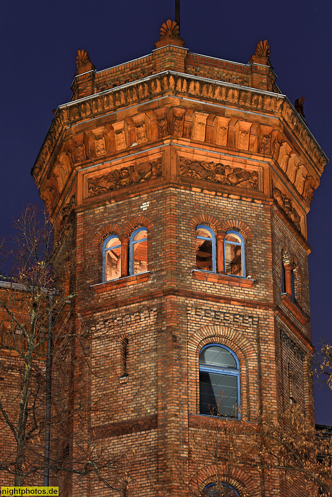 Berlin Kreuzberg Oberstufenzentrum Handel erbaut 1874-1878 als Kaserne des 3. Garderegiments zu Fuss von Baumeister Otto Heimerdinger
