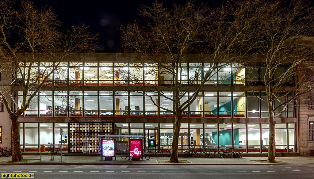 Berlin Mitte Berliner Stadtbibliothek der Zentral- und Landesbibiothek. Erbaut von Architektenkollektiv Heinz Mehlan 1961-1966 in der Breite Strasse 30-36