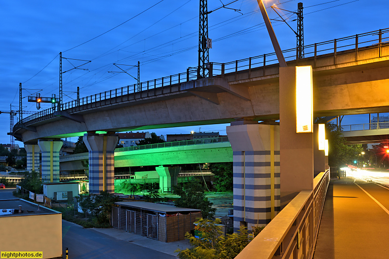 Berlin Moabit. Fernbahnbrücke als BetonHohlkastenbrücke