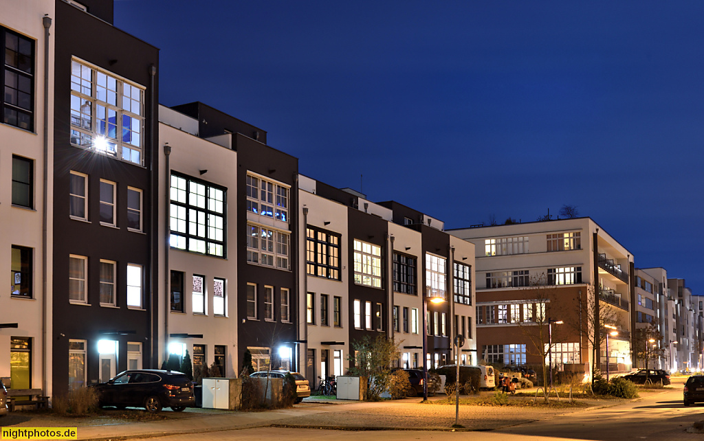 Berlin Stralau Wohngebäude an der Glasbläserallee Ecke Fischzug. Erbaut 2013-2015 von Architekt Eike Becker für Ziegert Immobilien