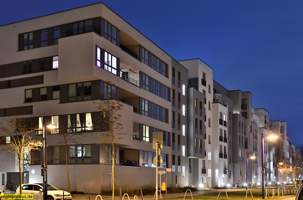 Berlin Stralau Wohngebäude an der Glasbläserallee Ecke Fischzug. Erbaut 2013-2015 von Architekt Eike Becker für Ziegert Immobilien