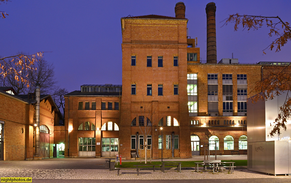 Berlin Charlottenburg  TU Campus Ehemaliges Kraft- und Fernheizwerk Fasanenstrasse. Erbaut als Kessel- und Maschinenhaus um 1884 von Julius Carl Raschdorff. Erweiterung 1915 von W Hoffmann. Umbau 1957-1958