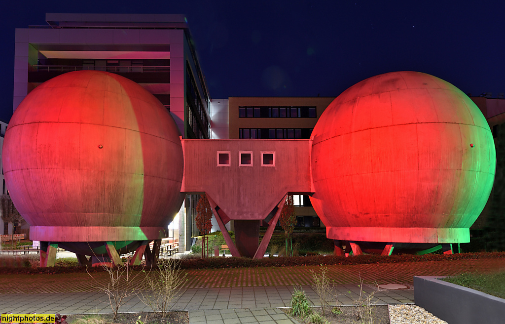 Berlin Adlershof Thermokonstante Kugellabors erbaut 1959-1961 von Institutsleiter Karsten Peter Thiessen und Architekt Horst Welser