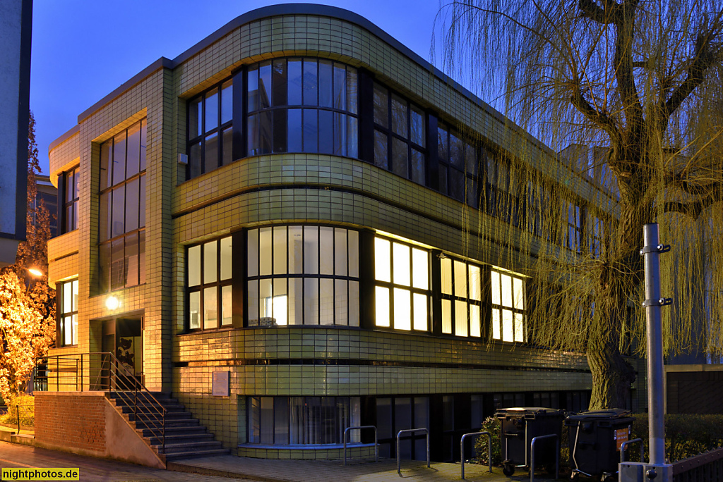 Berlin Lankwitz Dachdecker-Innung. Erbaut als Elektro-Mechanik-Fabrik Robert Abrahamsohn GmbH 1928-1929 von Martin Albrecht Punitzer in der Nicolaistrasse