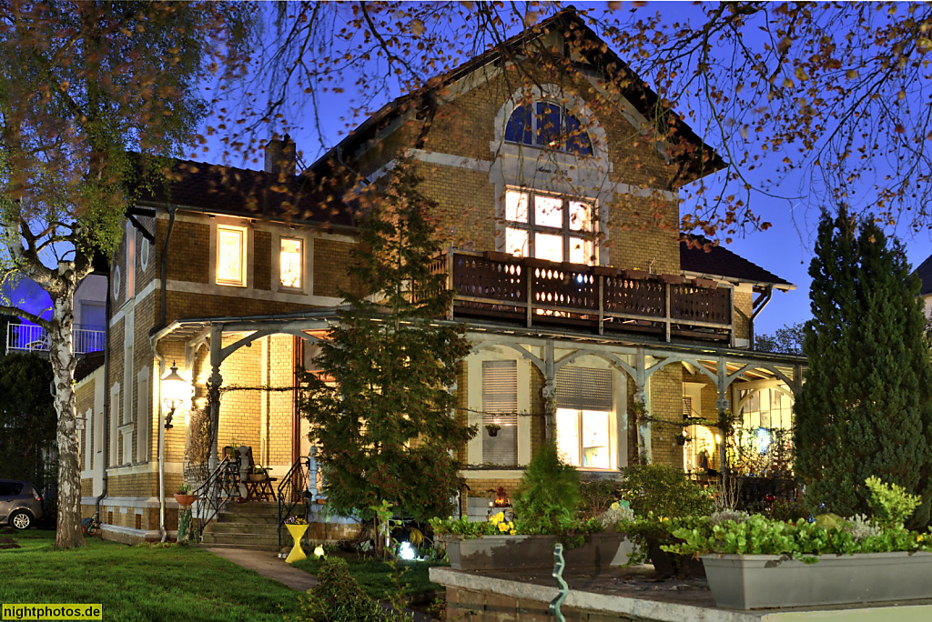 Berlin Lichterfelde Landhaus Villa erbaut 1886-1888 von Baumeister Reinhold Richard Hintz in der Boothstraße 15