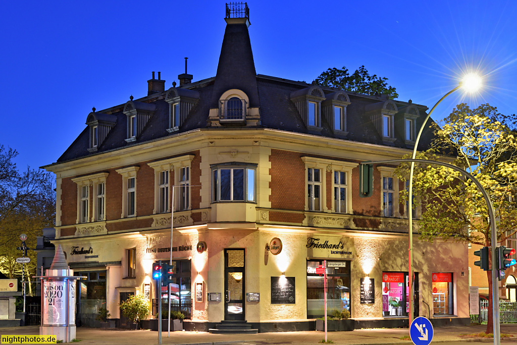 Berlin Lichterfelde Wohnhaus mit Restaurant Friedhards. Erbaut 1890-1891 als Mietshaus von Schwartzkopff und Theising. Königsberger Strasse 46