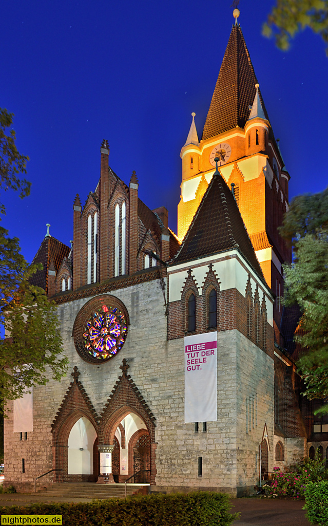 Berlin Lankwitz Dreifaltigkeitskirche erbaut 1904-1906 von Ludwig von Thiedemann und Robert Leibnitz