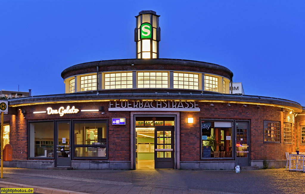 Berlin Steglitz S-Bahnhof Feuerbachstrasse erbaut 1932-1933 von Richard Brademann