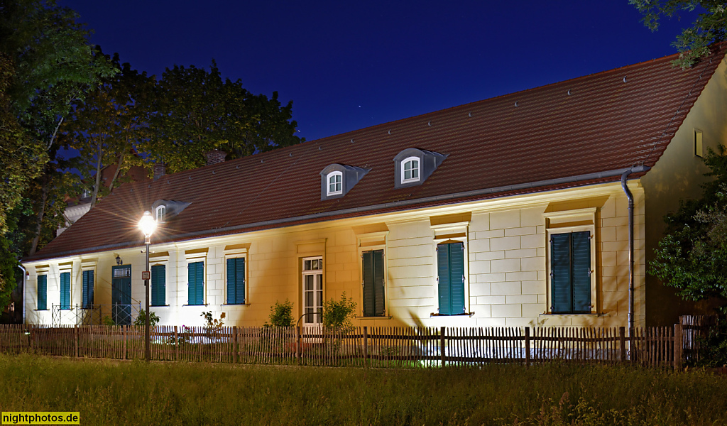 Berlin Zehlendorf Wohnhaus erbaut um 1870 als Landarbeiterhaus in der Königstrasse 2