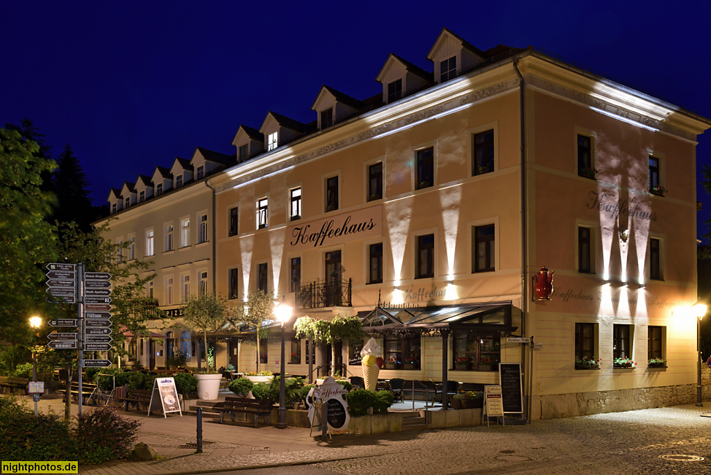 Königstein Sachsen Kaffeehaus Zimmermann Dresdner Strasse 3 am Reissigerplatz. Erbaut im 19. Jahrhundert als Wohnhaus