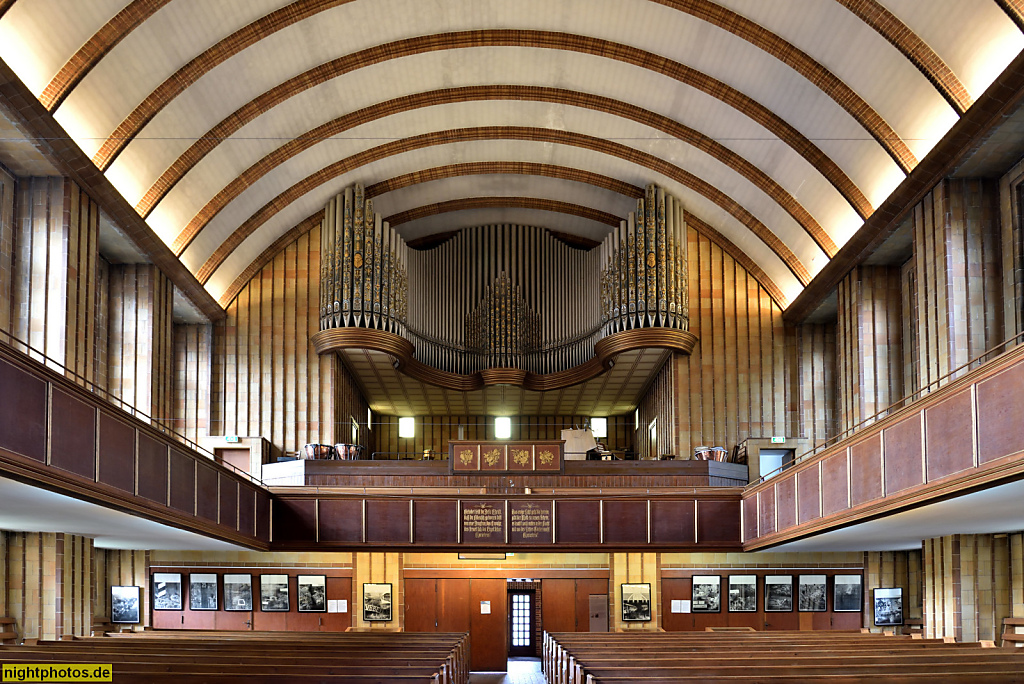 Berlin Mariendorf Martin-Luther-Gedächtniskirche erbaut 1933-1935 von Carl Steinberg. Walcker-Orgel eingebaut 1935