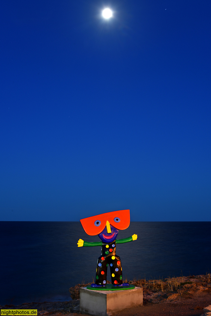 Mallorca Cala Ratjada Hafenpromenade Kunstwerk von Gustavo 2019