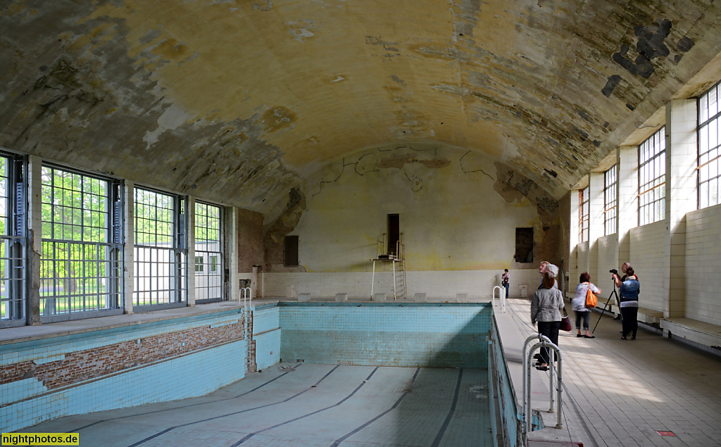 Olympisches Dorf Berlin in Elstal (Gemeinde Wustermark) für die Olympiade erbaut 1934-1936 von Werner und Walter March. Schwimmhalle