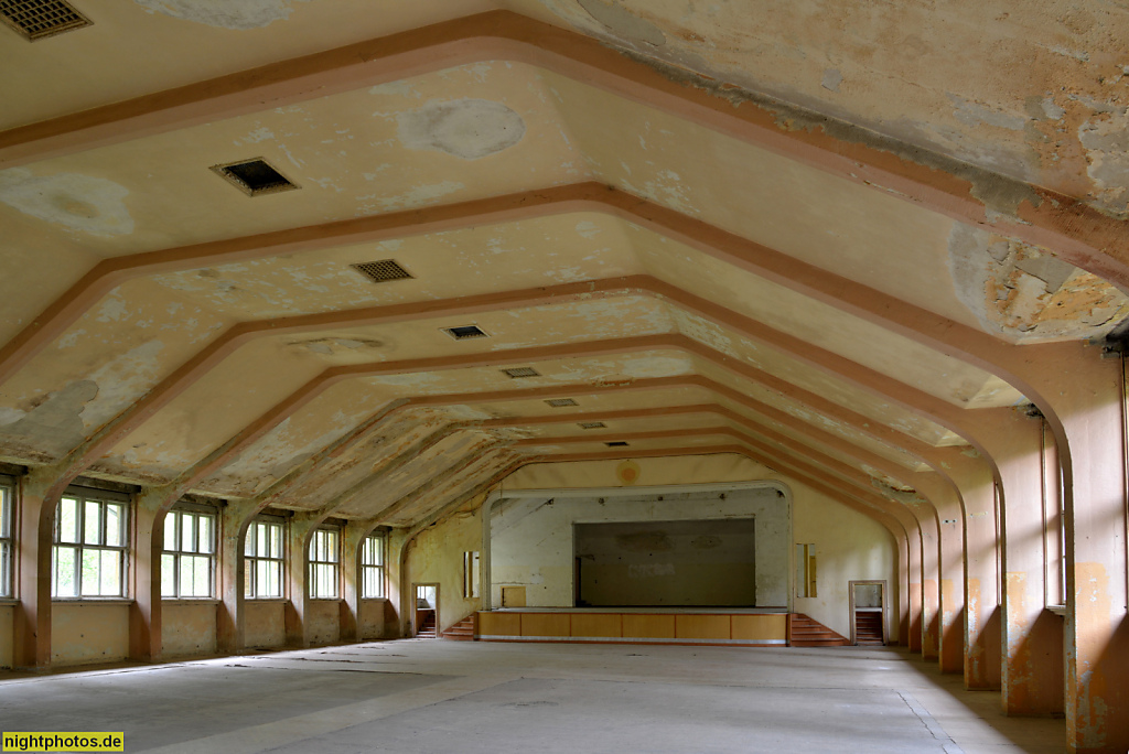 Olympisches Dorf Berlin in Elstal (Gemeinde Wustermark) für die Olympiade erbaut 1934-1936 von Werner und Walter March. Hindenburghaus Kulturhalle