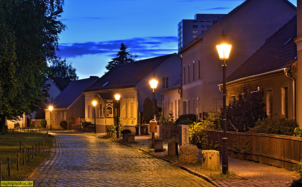 Berlin Marzahn. Wohnhäuser in Alt-Marzahn erbaut 1850-1870. Baudenkmal