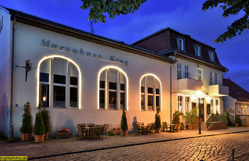 Berlin Marzahn. Gaststätte Marzahner Krug mit Saalbau erbaut 1906. Alt-Marzahn 49
