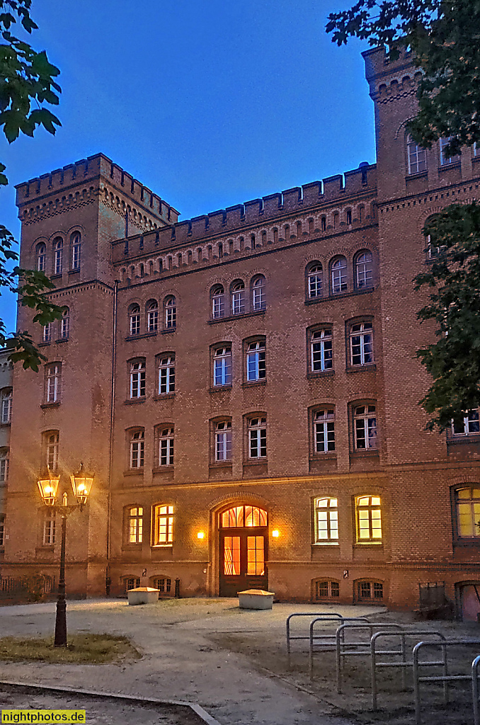 Berlin Spandau. Refugium Askanierring der AWO erbaut 1880-1885 als Schülerbergkaserne. 1945-1994 Alexander Barracks der Berlin Infantry Brigade