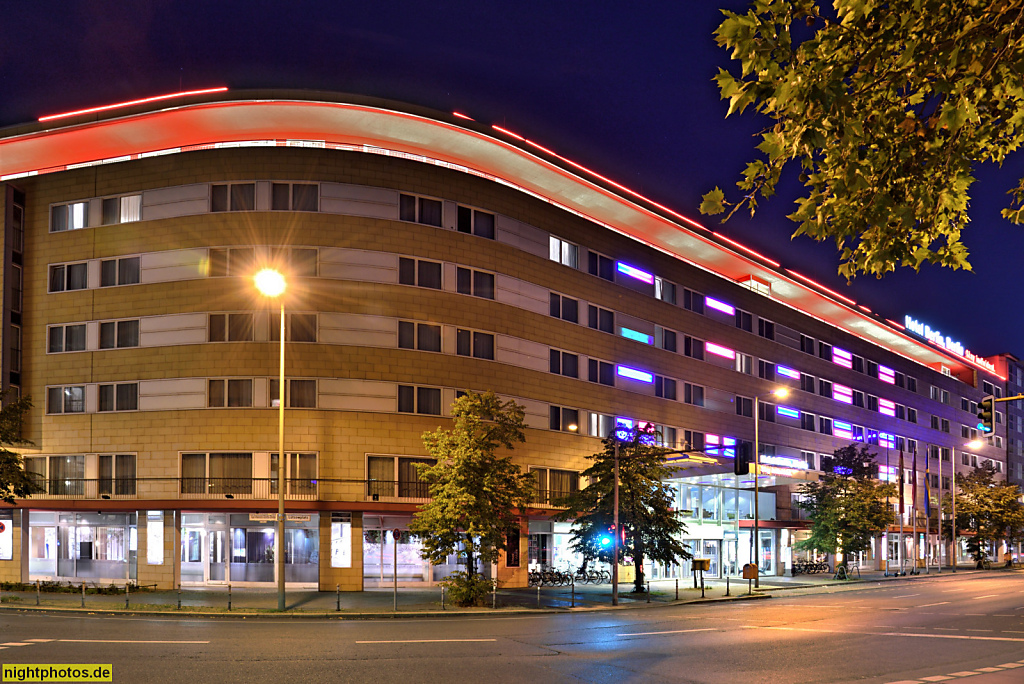 Berlin Mitte Tiergarten Hotel Berlin erbaut 1957-1958 am Lützowplatz 17
