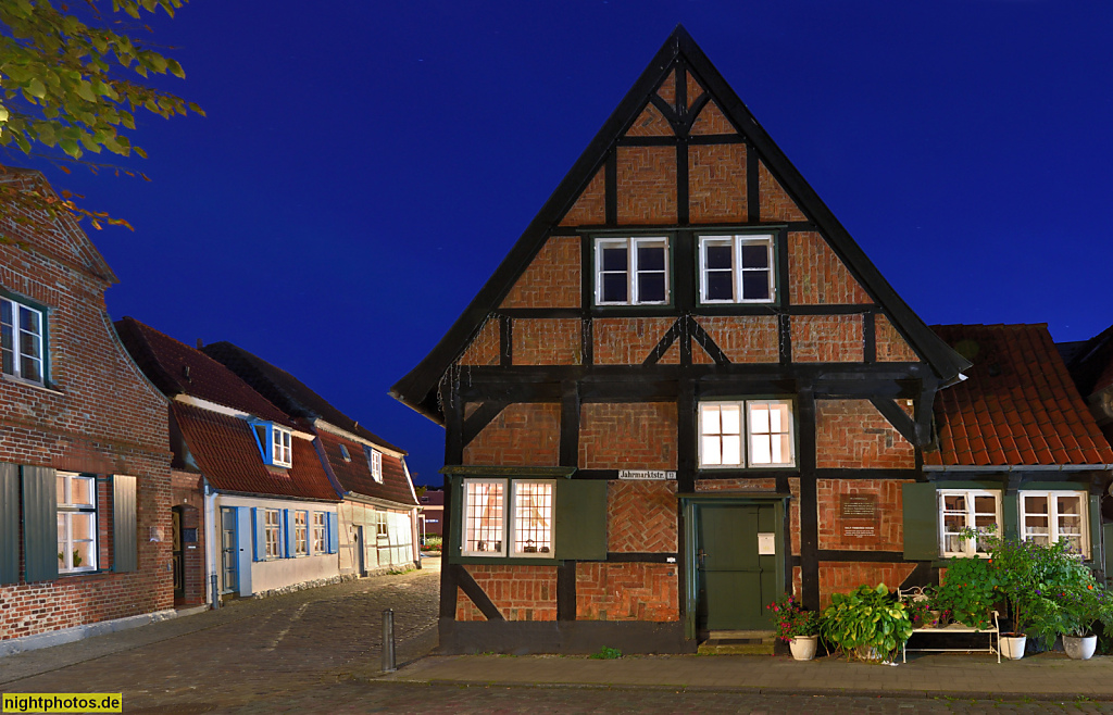 Travemünde Altstadt Fachwerkhaus erbaut im 16. - 17. Jahrhundert. Jahrmarktstrasse 13. Steinpflaster