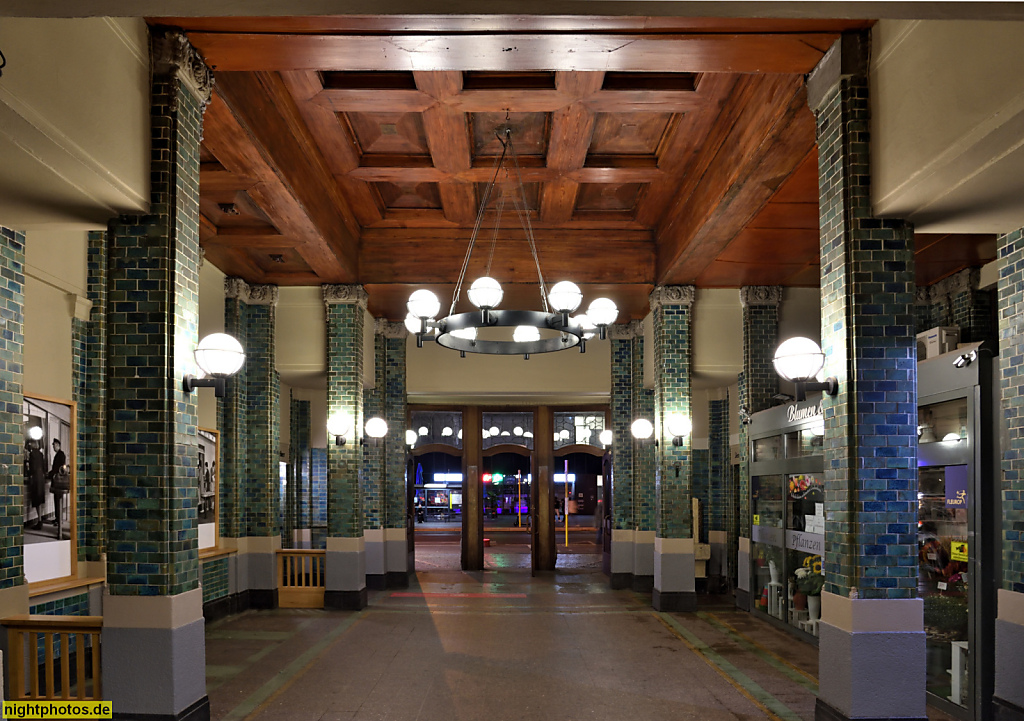 Berlin Pankow S-Bahnhof. Empfangsgebäude erbaut 1909-1914 von Karl Cornelius und Ernst Schwartz