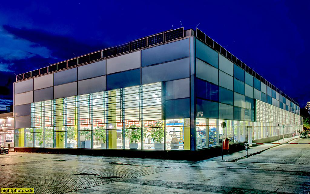 Berlin Reinickendorf Märkisches Viertel Stadtbad im Märkischen Zentrum