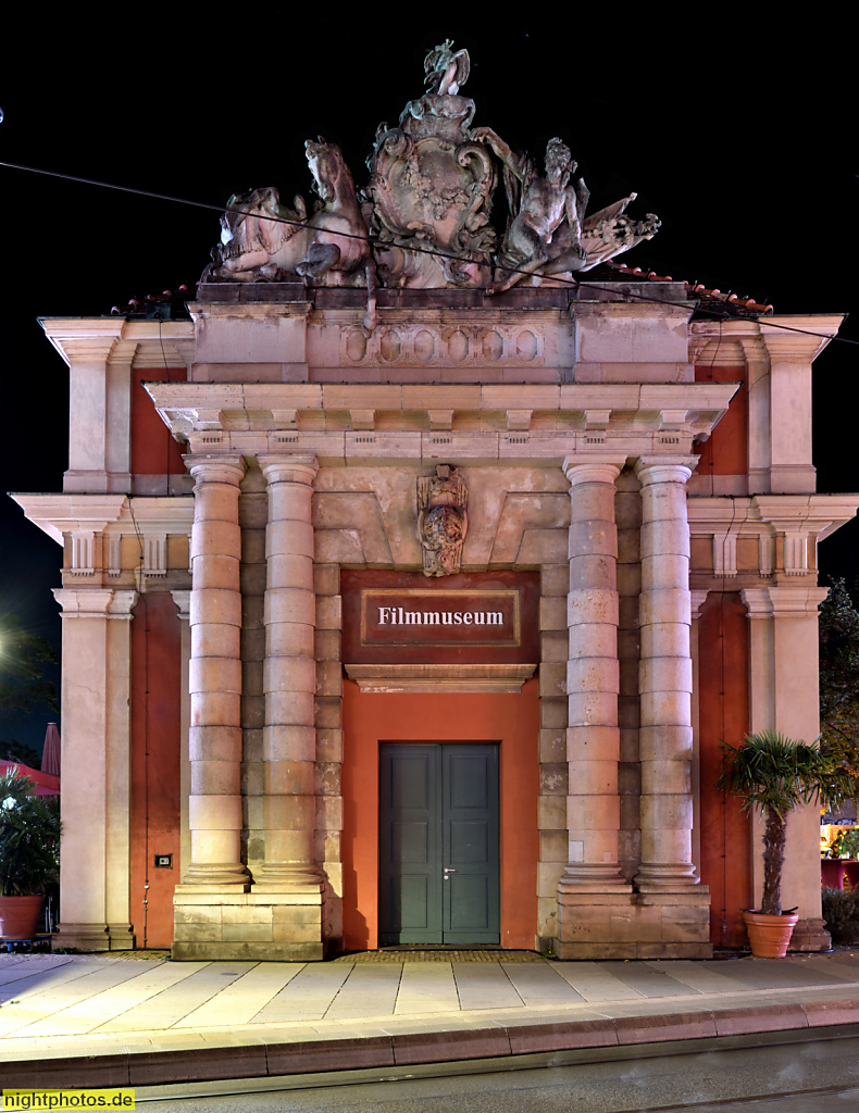 Potsdam Filmmuseum seit 1981. Erbaut 1685 als Marstall des Potsdamer Stadtschlosses von Georg Wenzeslaus von Knobelsdorff und Johann Arnold Nering