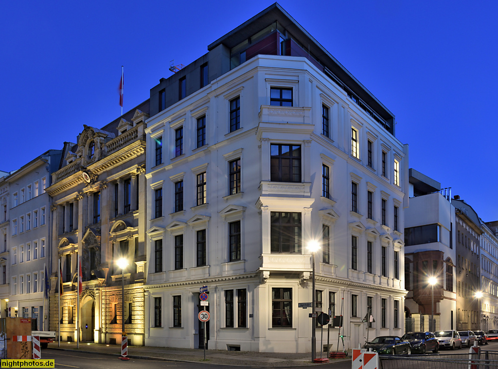Berlin Mitte Landesvertretung der Freien und Hansestadt Hamburg. Eckhaus erbaut 1871 als Mietshaus für Kaufmann Emil Frank. Jägerstrasse 1