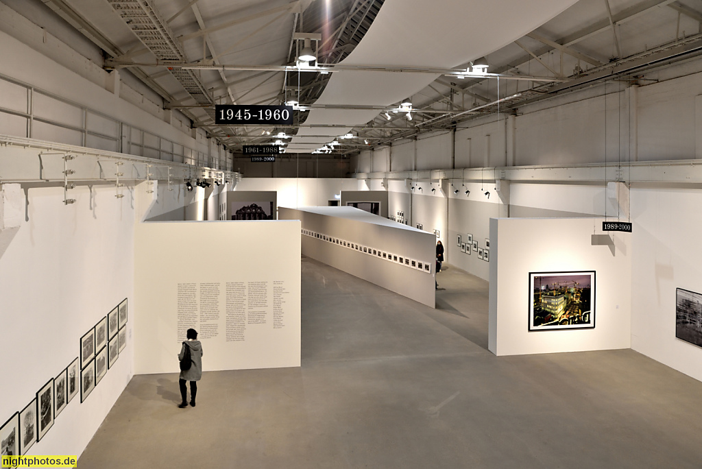 Berlin Oberschöneweide Reinbeckhalle. Erbaut für AEG als Transformatorenwerk. Produktion für TRO bis 1996. Saniert 2016 als Kunsthalle und Ateliers. Reinbeckstrasse 9